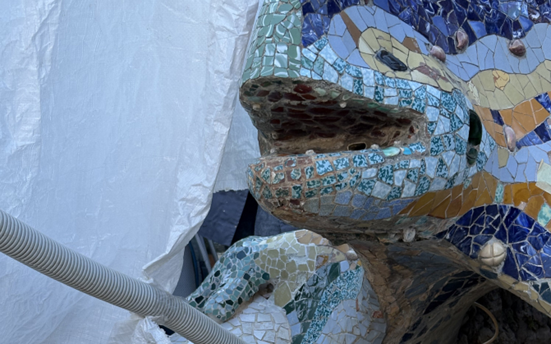 Restitució de la mà dreta de la salamandra del Park Güell 3